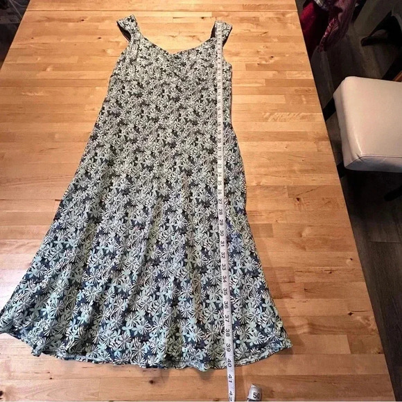 Ann Taylor Loft Blue Flowered Dress - Picture 6 of 10